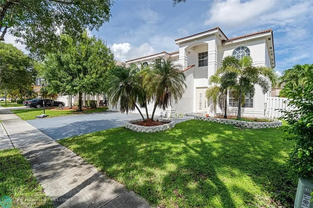 6 room luxury duplex for sale in Florida