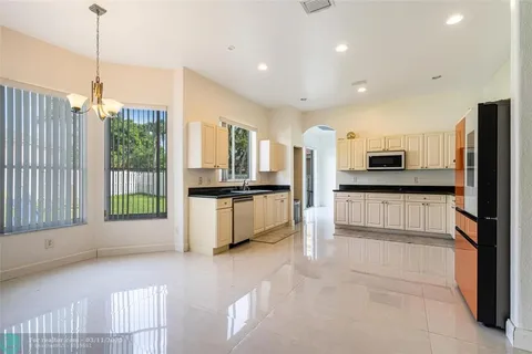 6 room luxury duplex for sale in Florida