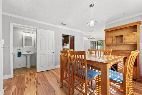 3 bed luxury apartment